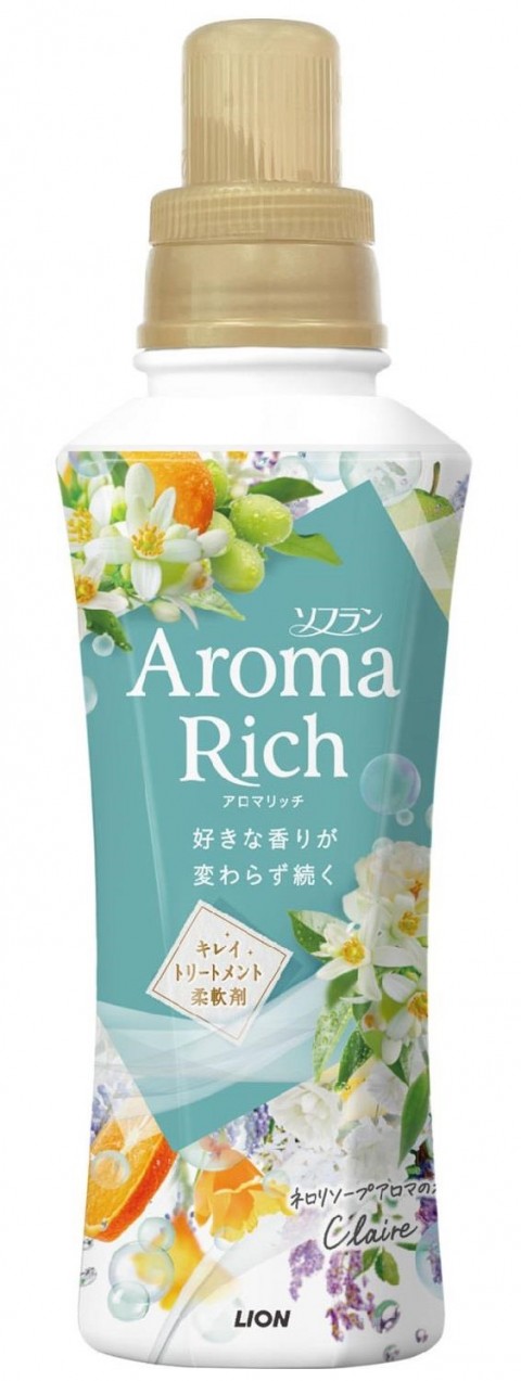 LION "Soflan" Aroma Rich Claire Кондиционер для белья с богатым ароматом натуральных масел