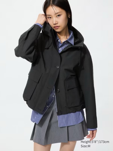 Uniqlo Парка с капюшоном черная с карманами L размер